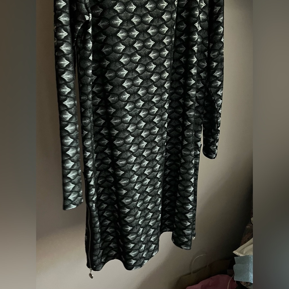 Melis Kozan ISLE tunic dress with zipper side slits